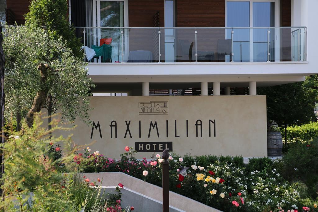 Hotel Maximilian 바르돌리노 외부 사진